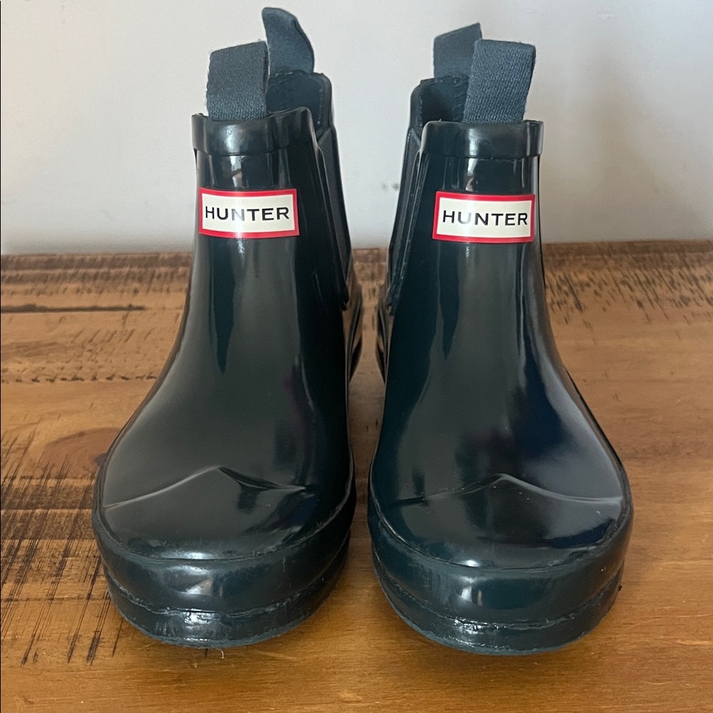HUNTER Original Gloss Chelsea Boots, Dark Green, Size 12